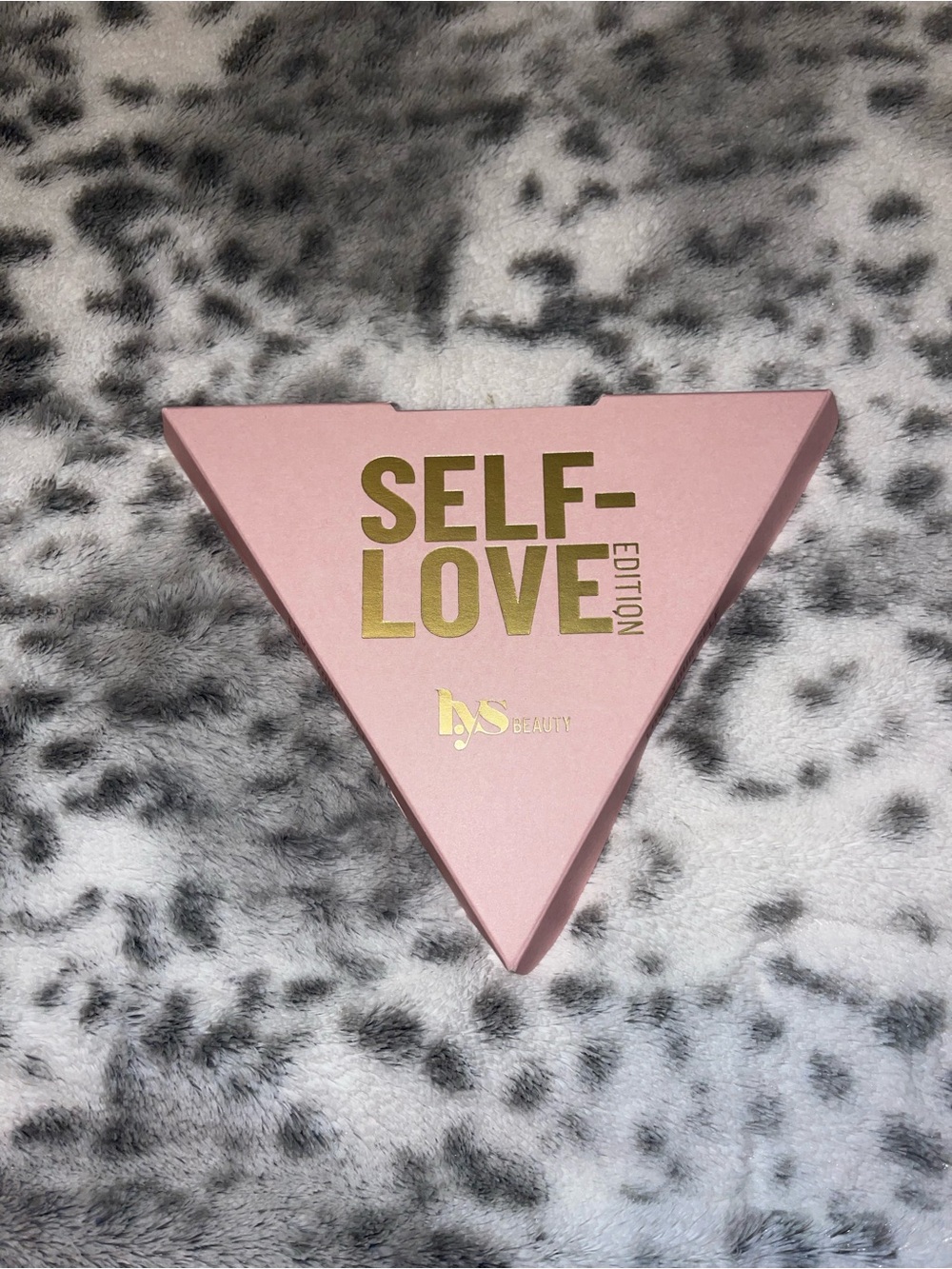 Lys beauty eyeshadow palette